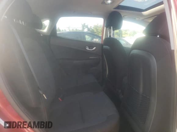 ✅ 2023 Hyundai Kona SEL • VIN: KM8K33AG4PU189375 • Лот: 70725134. Опубликован ранее на Copart с пробегом 6 390 миль. Бесплатный доступ к архиву аукционных продаж из США и подробный отчёт об истории автомобиля на DreamBid. Изображение 10.