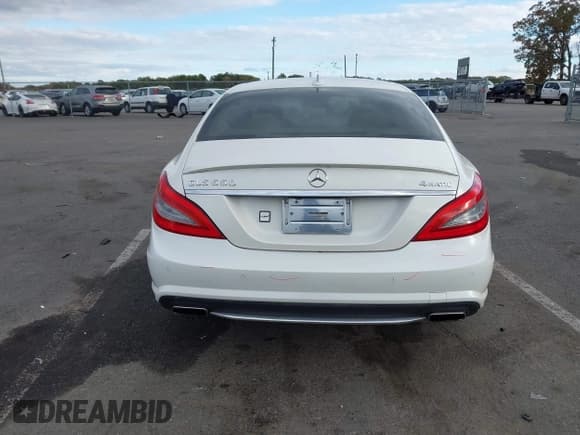 ✅ 2012 Mercedes-Benz CLS 550 • VIN: WDDLJ9BB9CA033032 • Lot: 43515865. Listed on IAAI with 85,251 mi. Free auction sales archive from the USA and detailed vehicle history report at DreamBid. Image 16.