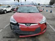 ✅ 2013 Hyundai Veloster w/Gray Int • VIN: KMHTC6ADXDU086355 • Lot: 82063834. Wystawiony na Copart z przebiegiem 95 903 mil. Bezpłatny archiwum sprzedaży aukcyjnych z USA i szczegółowy raport historii pojazdu na DreamBid. Zdjęcie 5.