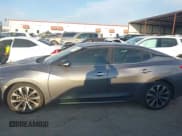 ✅ 2017 Nissan Maxima SL • VIN: 1N4AA6AP8HC418709 • Lot: 43399763. Wystawiony na IAAI z przebiegiem 95 323 mil. Bezpłatny archiwum sprzedaży aukcyjnych z USA i szczegółowy raport historii pojazdu na DreamBid. Zdjęcie 12.