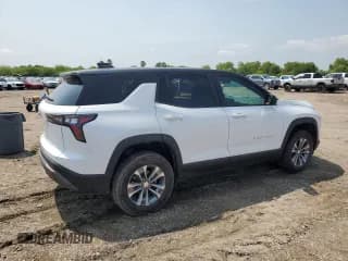 ✅ 2025 Chevrolet Equinox FWD LT • VIN: 3GNAXHEG3SL239706 • Lot: 53560985. Wystawiony na Copart z przebiegiem 4 936 mil. Bezpłatny archiwum sprzedaży aukcyjnych z USA i szczegółowy raport historii pojazdu na DreamBid. Zdjęcie 3.