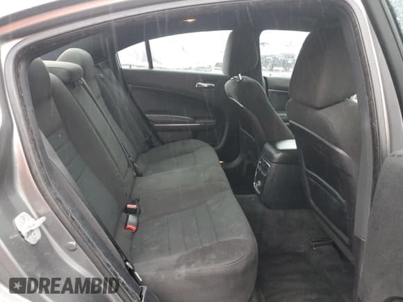 ✅ 2012 Dodge Charger SE • VIN: 2C3CDXBG5CH301193 • Лот: 82717105. Опубликован ранее на Copart с пробегом 180 671 миль. Бесплатный доступ к архиву аукционных продаж из США и подробный отчёт об истории автомобиля на DreamBid. Изображение 10.