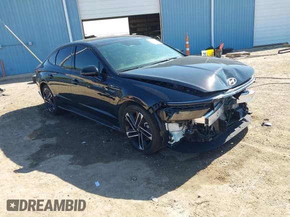 ✅ 2025 Hyundai Sonata N Line • VIN: KMHL54JC7SA496924 • Лот: 43208397. Опубликован ранее на IAAI с пробегом 1 065 миль. Бесплатный доступ к архиву аукционных продаж из США и подробный отчёт об истории автомобиля на DreamBid. Изображение 1.