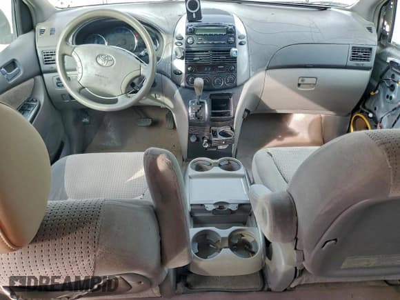 ✅ 2006 Toyota Sienna CE • VIN: 5TDZA23C06S572827 • Lot: 91137645. Listed on Copart with 163,984 mi. Free auction sales archive from the USA and detailed vehicle history report at DreamBid. Image 8.