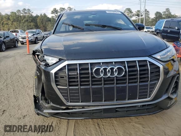 ✅ 2021 Audi Q3 S line Premium • VIN: WA1DECF30M1054382 • Lot: 93538525. Listed on Copart with 38,803 mi. Free auction sales archive from the USA and detailed vehicle history report at DreamBid. Image 5.