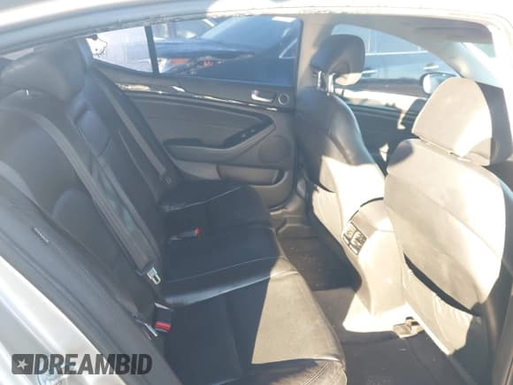 ✅ 2014 Kia Cadenza Premium • VIN: KNALN4D7XE5121610 • Lot: 43785274. Wystawiony na IAAI z przebiegiem 132 503 mil. Bezpłatny archiwum sprzedaży aukcyjnych z USA i szczegółowy raport historii pojazdu na DreamBid. Zdjęcie 8.