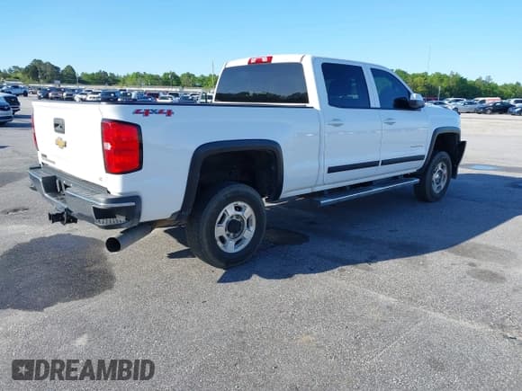 ✅ 2015 Chevrolet Silverado 2500HD LT • VIN: 1GC1KVE84FF567876 • Lot: 41898166. Listed on IAAI with 110,280 mi. Free auction sales archive from the USA and detailed vehicle history report at DreamBid. Image 4.