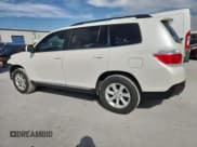 ✅ 2013 Toyota Highlander SE • VIN: 5TDZK3EH7DS094463 • Лот: 82536645. Опубликован ранее на Copart с пробегом 70 272 миль. Бесплатный доступ к архиву аукционных продаж из США и подробный отчёт об истории автомобиля на DreamBid. Изображение 2.