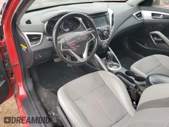 ✅ 2014 Hyundai Veloster • VIN: KMHTC6ADXEU191270 • Lot: 73327624. Wystawiony na Copart z przebiegiem 84 436 mil. Bezpłatny archiwum sprzedaży aukcyjnych z USA i szczegółowy raport historii pojazdu na DreamBid. Zdjęcie 8.