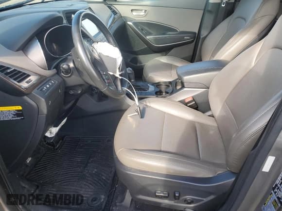 ✅ 2017 Hyundai Santa Fe 2.4L • VIN: 5XYZUDLB9HG437047 • Лот: 80647435. Опубликован ранее на Copart с пробегом 89 997 миль. Бесплатный доступ к архиву аукционных продаж из США и подробный отчёт об истории автомобиля на DreamBid. Изображение 7.