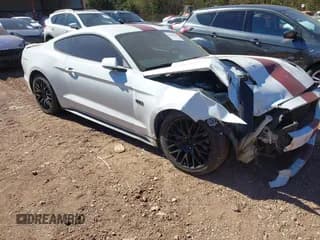 ✅ 2015 Ford Mustang GT Premium • VIN: 1FA6P8CF4F5390526 • Lot: 43451364. Wystawiony na IAAI z przebiegiem 158 619 mil. Bezpłatny archiwum sprzedaży aukcyjnych z USA i szczegółowy raport historii pojazdu na DreamBid. Zdjęcie 1.