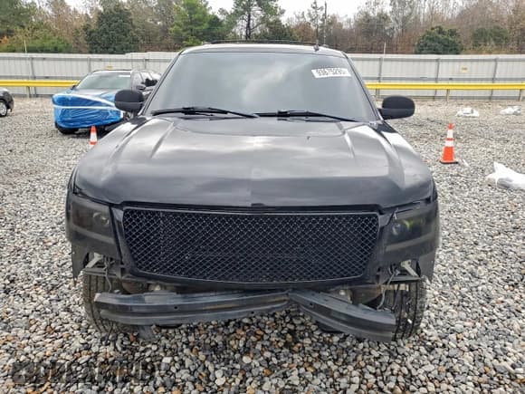 ✅ 2007 Chevrolet Tahoe LT • VIN: 1GNEK130X7R137638 • Lot: 93675295. Wystawiony na Copart z przebiegiem 213 199 mil. Bezpłatny archiwum sprzedaży aukcyjnych z USA i szczegółowy raport historii pojazdu na DreamBid. Zdjęcie 5.