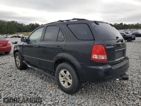 ✅ 2005 Kia Sorento LX • VIN: KNDJD733655367017 • Лот: 84797455. Опубликован ранее на Copart с пробегом 143 998 миль. Бесплатный доступ к архиву аукционных продаж из США и подробный отчёт об истории автомобиля на DreamBid. Изображение 2.