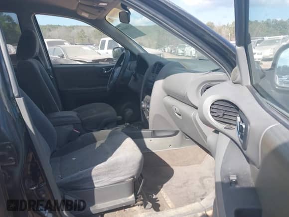 2004 Hyundai Santa Fe with VIN KM8SB12B04U630442, listed as a IAAI auction lot 41536049 with 106,135 mi miles and . Bid and sale history available at DreamBid. Image 5.