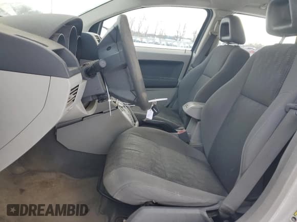 ✅ 2007 Dodge Caliber • VIN: 1B3HB28B17D270468 • Лот: 83345514. Опубликован ранее на Copart с пробегом 161 694 миль. Бесплатный доступ к архиву аукционных продаж из США и подробный отчёт об истории автомобиля на DreamBid. Изображение 7.