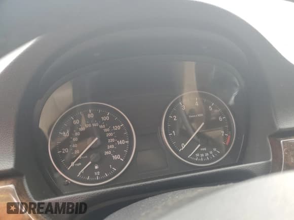 ✅ 2010 BMW 3 Series 328i xDrive • VIN: WBAPK5C57AA652992 • Lot: 58796955. Listed on Copart with Not provided. Free auction sales archive from the USA and detailed vehicle history report at DreamBid. Image 9.