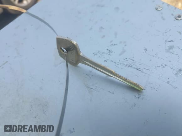 ✅ 1999 Suzuki Grand Vitara JLX • VIN: JS3TD62V3X4122207 • Lot: 42915554. Wystawiony na IAAI z przebiegiem 161 960 mil. Bezpłatny archiwum sprzedaży aukcyjnych z USA i szczegółowy raport historii pojazdu na DreamBid. Zdjęcie 11.