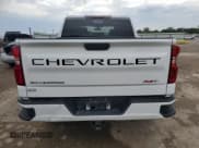 ✅ 2019 Chevrolet Silverado 1500 RST • VIN: 1GCUYEED5KZ239853 • Lot: 63123674. Wystawiony na Copart z przebiegiem 102 877 mil. Bezpłatny archiwum sprzedaży aukcyjnych z USA i szczegółowy raport historii pojazdu na DreamBid. Zdjęcie 6.