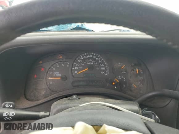 2004 Chevrolet Silverado 1500 LS z VIN 1GCEC14T54E186571, wystawiony jako Copart lot #60991645 z przebiegiem 308 569 mil mil oraz Szkoda całkowita • Salvage title. Historia ofert i sprzedaży dostępna na DreamBid. Obrazek 9.