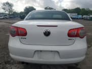 ✅ 2011 Volkswagen Eos Komfort • VIN: WVWBW7AH2BV003170 • Лот: 55771285. Опубликован ранее на Copart с пробегом 129 847 миль. Бесплатный доступ к архиву аукционных продаж из США и подробный отчёт об истории автомобиля на DreamBid. Изображение 6.