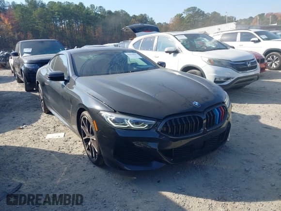 ✅ 2022 BMW 8 Series M850i xDrive • VIN: WBABC4C06NCG86571 • Lot: 43616622. Listed on IAAI with 5,383 mi. Free auction sales archive from the USA and detailed vehicle history report at DreamBid. Image 1.