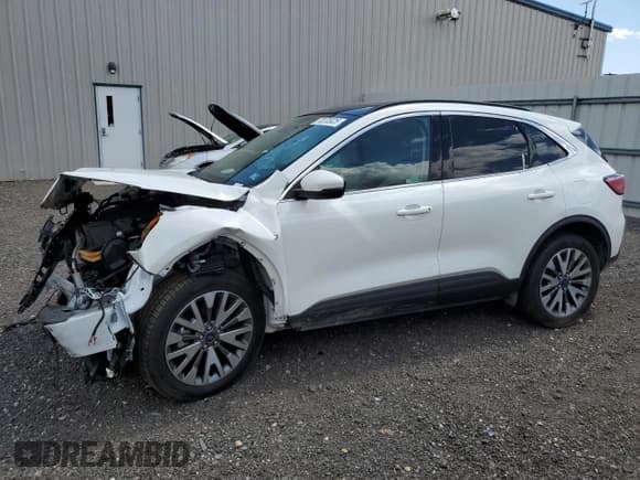 ✅ 2020 Ford Escape Titanium Hybrid • VIN: 1FMCU9DZ5LUA94612 • Лот: 70370925. Опубликован ранее на Copart с пробегом Не указан. Бесплатный доступ к архиву аукционных продаж из США и подробный отчёт об истории автомобиля на DreamBid. Изображение 1.