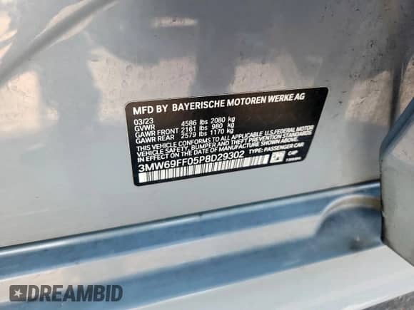 2023 BMW 3 Series 330i z VIN 3MW69FF05P8D29302, wystawiony jako Copart lot #81690055 z przebiegiem 45 083 mil mil oraz Szkoda całkowita • Salvage title. Historia ofert i sprzedaży dostępna na DreamBid. Obrazek 12.