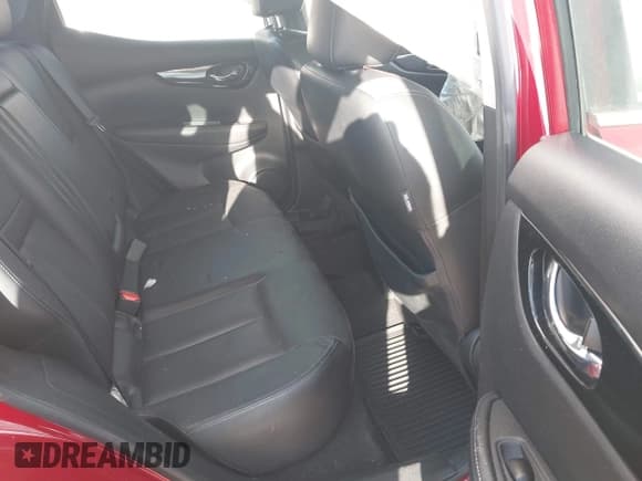 ✅ 2018 Nissan Rogue SV • VIN: JN1BJ1CP2JW162668 • Lot: 43505078. Listed on IAAI with 79,719 mi. Free auction sales archive from the USA and detailed vehicle history report at DreamBid. Image 8.