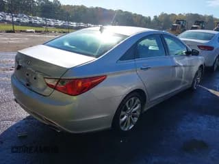 ✅ 2013 Hyundai Sonata SE • VIN: 5NPEC4AC1DH799969 • Lot: 43539231. Listed on IAAI with 143,386 mi. Free auction sales archive from the USA and detailed vehicle history report at DreamBid. Image 4.