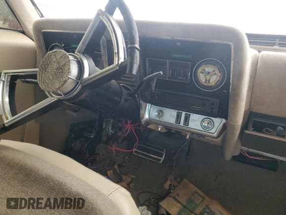 ✅ 1966 Oldsmobile Toronado • VIN: 396876M510997 • Lot: 47830945. Listed on Copart with Not provided. Free auction sales archive from the USA and detailed vehicle history report at DreamBid. Image 9.