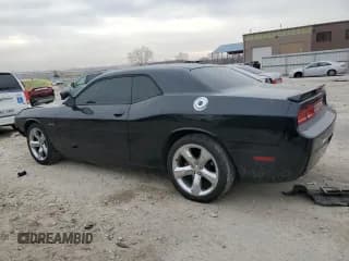 ✅ 2014 Dodge Challenger SXT • VIN: 2C3CDYAG7EH310942 • Lot: 86285274. Wystawiony na Copart z przebiegiem 87 800 mil. Bezpłatny archiwum sprzedaży aukcyjnych z USA i szczegółowy raport historii pojazdu na DreamBid. Zdjęcie 2.