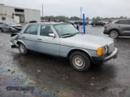 ✅ 1984 Mercedes-Benz 300 D • VIN: WDBAB33A2EA141026 • Lot: 80811485. Listed on Copart with 239,190 mi. Free auction sales archive from the USA and detailed vehicle history report at DreamBid. Image 4.