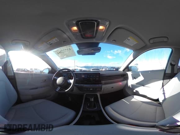 ✅ 2025 Hyundai Kona SEL • VIN: KM8HBCAB1SU310910 • Лот: 43537364. Опубликован ранее на IAAI с пробегом 11 283 миль. Бесплатный доступ к архиву аукционных продаж из США и подробный отчёт об истории автомобиля на DreamBid. Изображение 23.