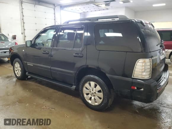 ✅ 2008 Mercury Mountaineer • VIN: 4M2EU47E78UJ01179 • Lot: 87877555. Wystawiony na Copart z przebiegiem 246 170 mil. Bezpłatny archiwum sprzedaży aukcyjnych z USA i szczegółowy raport historii pojazdu na DreamBid. Zdjęcie 2.