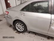 ✅ 2010 Toyota Camry LE • VIN: 4T4BF3EK4AR009167 • Lot: 43470755. Wystawiony na IAAI z przebiegiem 168 409 mil. Bezpłatny archiwum sprzedaży aukcyjnych z USA i szczegółowy raport historii pojazdu na DreamBid. Zdjęcie 16.