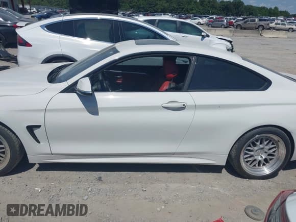 ✅ 2014 BMW 4 Series 428i • VIN: WBA3N3C56EK230089 • Лот: 42723264. Опубликован ранее на IAAI с пробегом 193 520 миль. Бесплатный доступ к архиву аукционных продаж из США и подробный отчёт об истории автомобиля на DreamBid. Изображение 14.