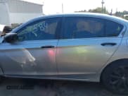 ✅ 2015 Honda Accord Sport • VIN: 1HGCR2F5XFA167584 • Lot: 43059462. Listed on IAAI with 185,685 mi. Free auction sales archive from the USA and detailed vehicle history report at DreamBid. Image 14.