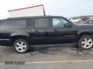 ✅ 2008 Chevrolet Suburban LTZ • VIN: 1GNFC16048J195872 • Лот: 41389825. Опубликован ранее на IAAI с пробегом 207 421 миль. Бесплатный доступ к архиву аукционных продаж из США и подробный отчёт об истории автомобиля на DreamBid. Изображение 14.