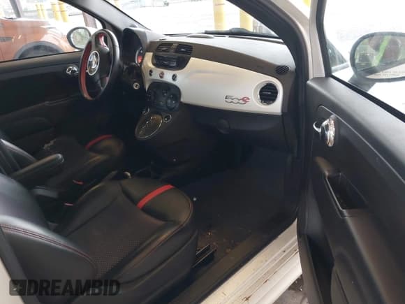 ✅ 2014 FIAT 500e • VIN: 3C3CFFGE1ET173010 • Лот: 43640648. Опубликован ранее на IAAI с пробегом 50 237 миль. Бесплатный доступ к архиву аукционных продаж из США и подробный отчёт об истории автомобиля на DreamBid. Изображение 5.