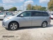 ✅ 2015 Toyota Sienna LE • VIN: 5TDKK3DC4FS575233 • Lot: 43251515. Listed on IAAI with 161,608 mi. Free auction sales archive from the USA and detailed vehicle history report at DreamBid. Image 14.