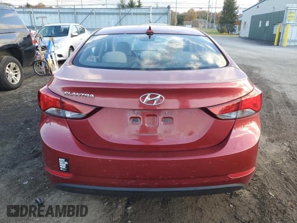 ✅ 2016 Hyundai Elantra SE • VIN: 5NPDH4AE8GH792746 • Lot: 90943465. Wystawiony na Copart z przebiegiem 92 384 mil. Bezpłatny archiwum sprzedaży aukcyjnych z USA i szczegółowy raport historii pojazdu na DreamBid. Zdjęcie 6.