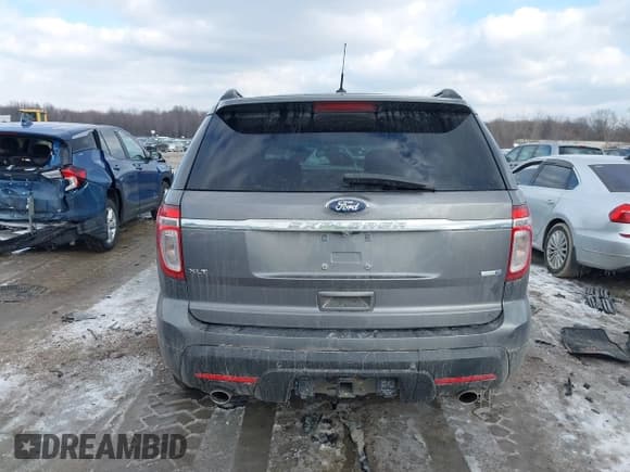 ✅ 2014 Ford Explorer XLT • VIN: 1FM5K8D83EGA98109 • Lot: 41547412. Wystawiony na IAAI z przebiegiem 138 405 mil. Bezpłatny archiwum sprzedaży aukcyjnych z USA i szczegółowy raport historii pojazdu na DreamBid. Zdjęcie 16.
