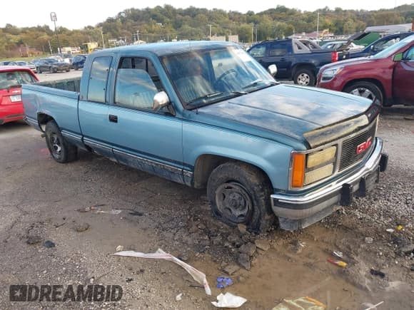 ✅ 1991 GMC Sierra 1500 • VIN: 2GTEC19K6M1524089 • Лот: 43578682. Опубликован ранее на IAAI с пробегом 229 455 миль. Бесплатный доступ к архиву аукционных продаж из США и подробный отчёт об истории автомобиля на DreamBid. Изображение 1.