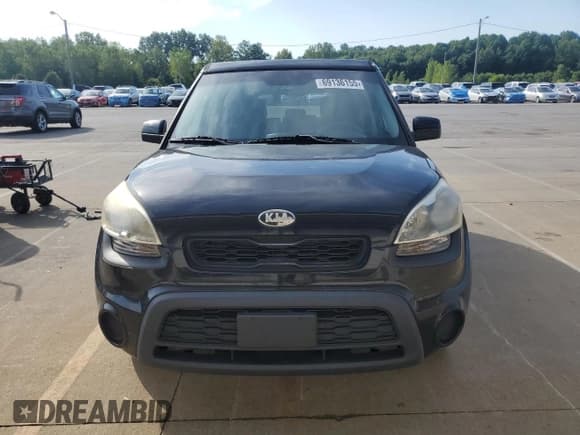 ✅ 2013 Kia Soul • VIN: KNDJT2A58D7615409 • Лот: 69136155. Опубликован ранее на Copart с пробегом 100 745 миль. Бесплатный доступ к архиву аукционных продаж из США и подробный отчёт об истории автомобиля на DreamBid. Изображение 5.