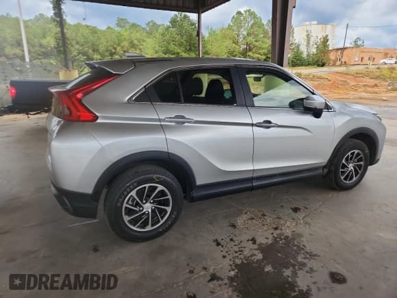 ✅ 2020 Mitsubishi Eclipse Cross ES • VIN: JA4AT3AA8LZ028935 • Lot: 84434605. Wystawiony na Copart z przebiegiem 109 135 mil. Bezpłatny archiwum sprzedaży aukcyjnych z USA i szczegółowy raport historii pojazdu na DreamBid. Zdjęcie 3.