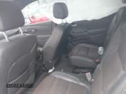 ✅ 2023 Chevrolet Traverse High Country • VIN: 1GNEVNKW9PJ242335 • Lot: 42415467. Wystawiony na IAAI z przebiegiem 25 855 mil. Bezpłatny archiwum sprzedaży aukcyjnych z USA i szczegółowy raport historii pojazdu na DreamBid. Zdjęcie 8.