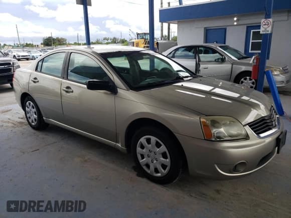 ✅ 2008 Mitsubishi Galant ES • VIN: 4A3AB36F48E017648 • Lot: 60661295. Wystawiony na Copart z przebiegiem 59 129 mil. Bezpłatny archiwum sprzedaży aukcyjnych z USA i szczegółowy raport historii pojazdu na DreamBid. Zdjęcie 4.