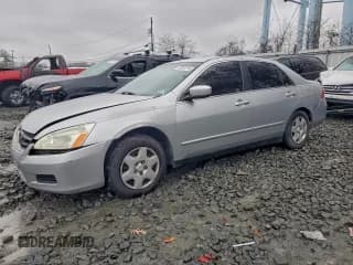 ✅ 2007 Honda Accord LX • VIN: 1HGCM56497A031567 • Lot: 92951215. Listed on Copart with 313,546 mi. Free auction sales archive from the USA and detailed vehicle history report at DreamBid. Image 1.