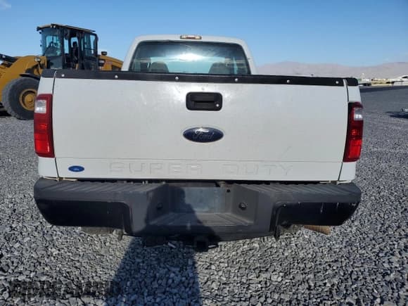 ✅ 2008 Ford F-350 XL • VIN: 1FTWX31R58ED57984 • Лот: 43121415. Опубликован ранее на Copart с пробегом 182 945 миль. Бесплатный доступ к архиву аукционных продаж из США и подробный отчёт об истории автомобиля на DreamBid. Изображение 6.