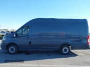 ✅ 2020 Ford Transit Cargo • VIN: 1FTBR3X84LKA47889 • Lot: 43377978. Wystawiony na IAAI z przebiegiem 54 497 mil. Bezpłatny archiwum sprzedaży aukcyjnych z USA i szczegółowy raport historii pojazdu na DreamBid. Zdjęcie 14.